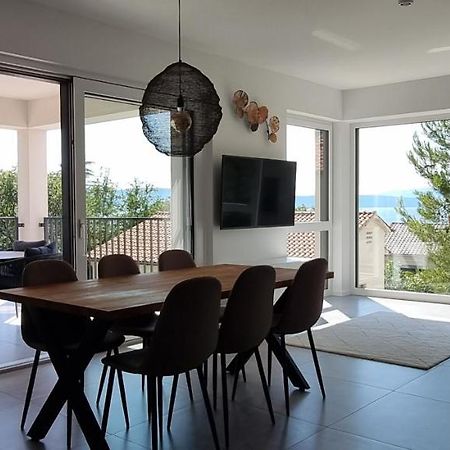 Seabreeze Luxury Apartments Njivice Eksteriør bilde