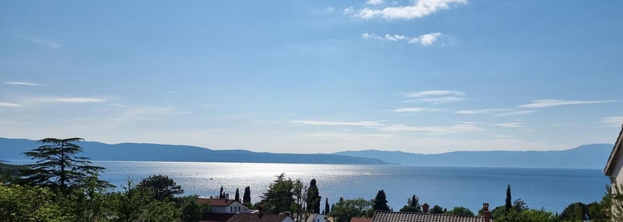 Seabreeze Luxury Apartments Njivice Eksteriør bilde